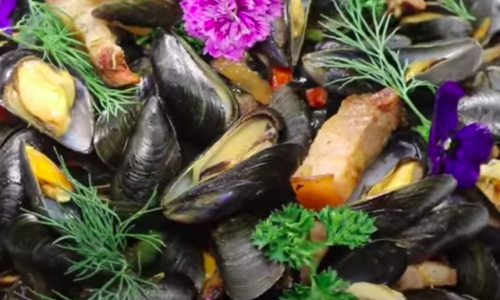 Moules à la plancha à la Basquaise